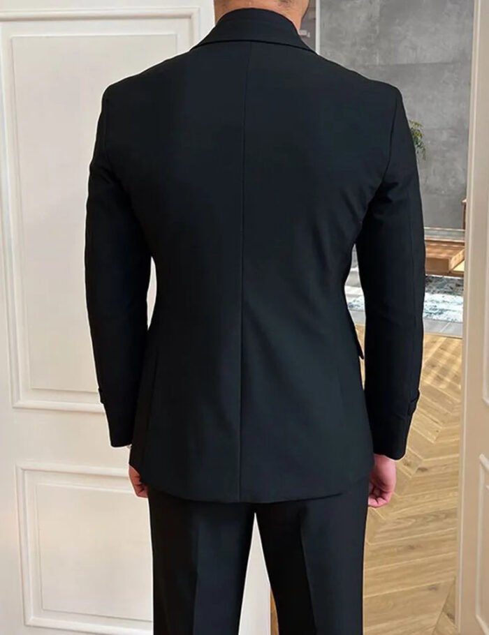 S53166b03f3ba428283232695324e8d93t.jpg S53166b03f3ba428283232695324e8d93t.jpg